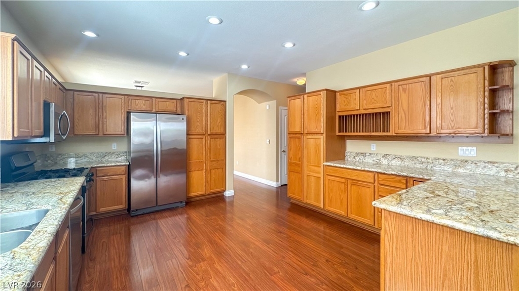 10724 Windrose Point Avenue - Photo 4