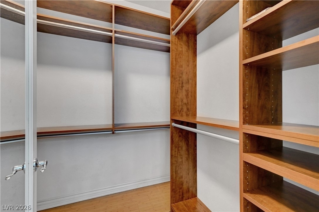 10240 Gladstone Peak Street - Photo 27