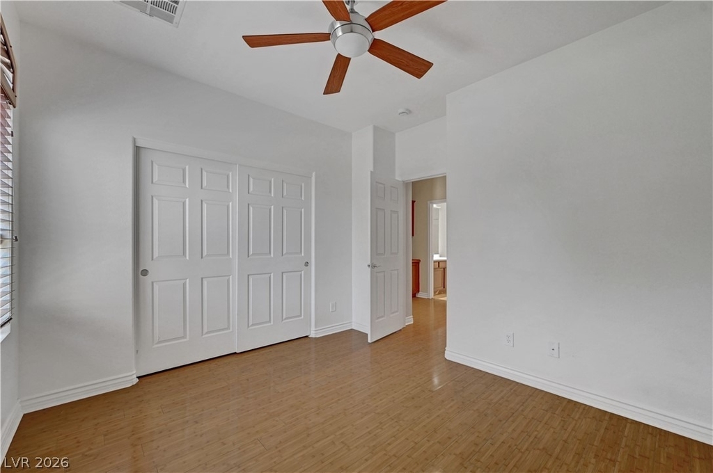10240 Gladstone Peak Street - Photo 36
