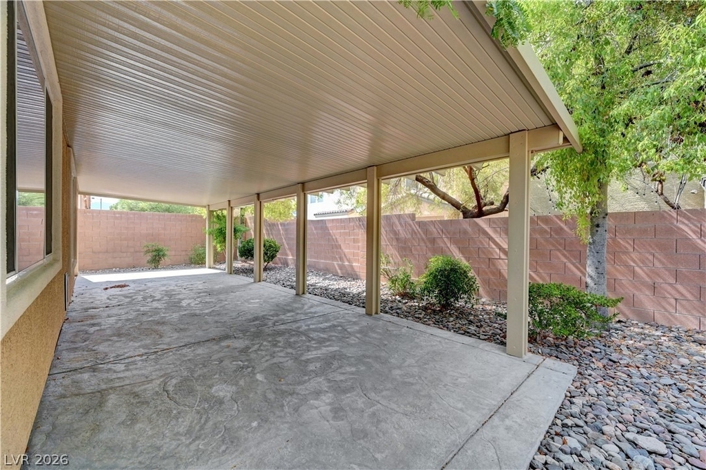 10240 Gladstone Peak Street - Photo 44