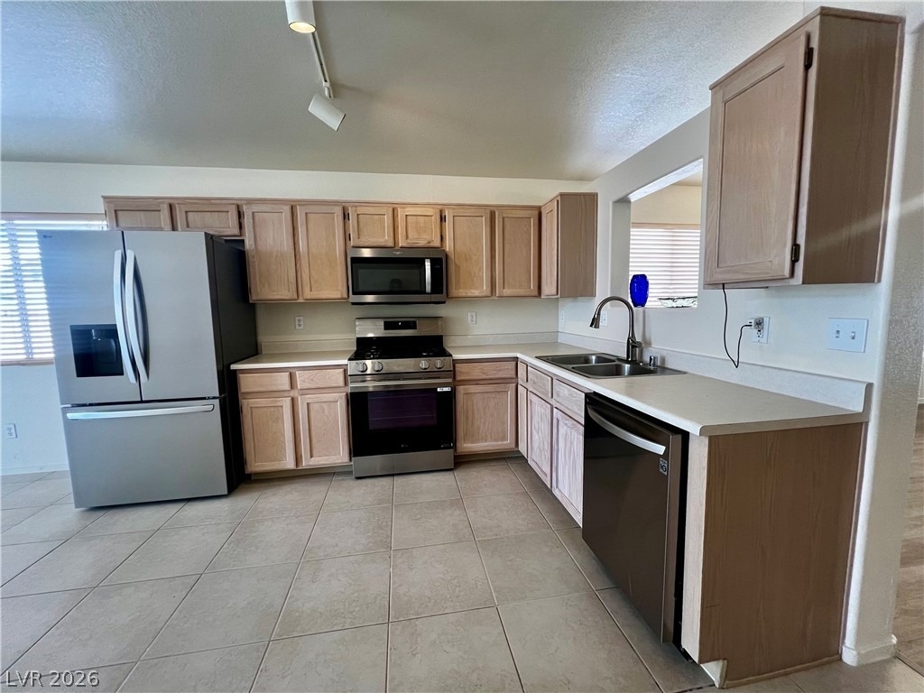 7100 Village Shore Court - Photo 10