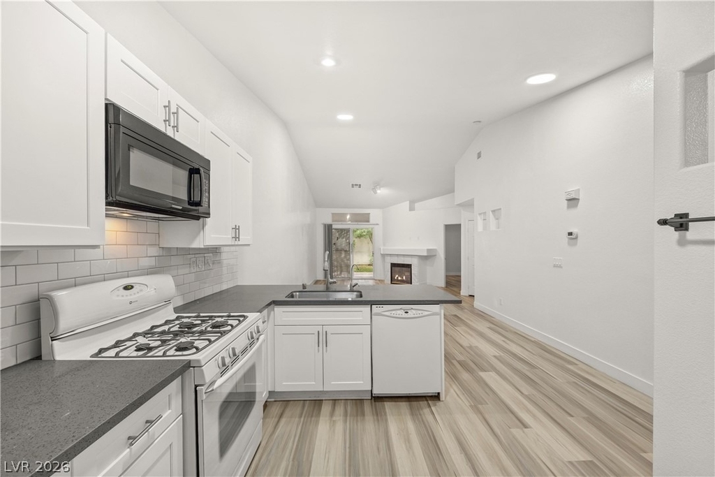 3365 Kylemore Street - Photo 13