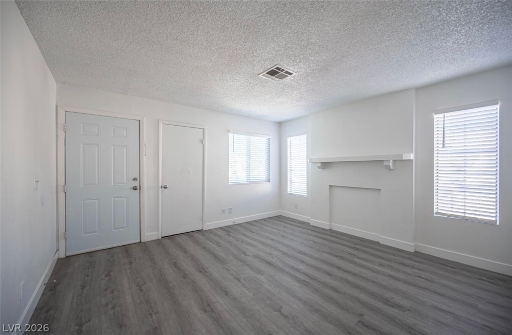 921 Snug Harbor Street - Photo 7