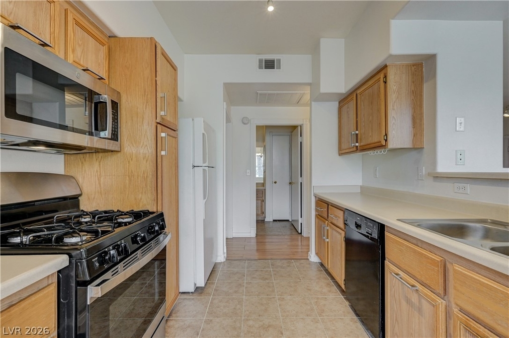 9050 W Warm Springs Road - Photo 9