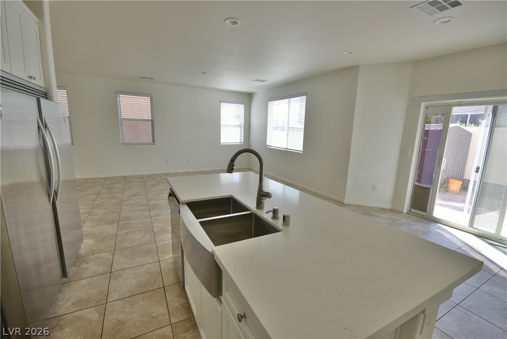 3041 Lake Como Avenue - Photo 9