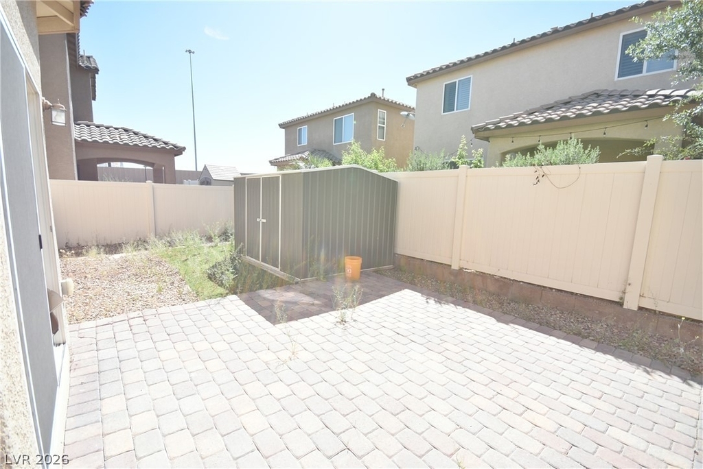 3041 Lake Como Avenue - Photo 31