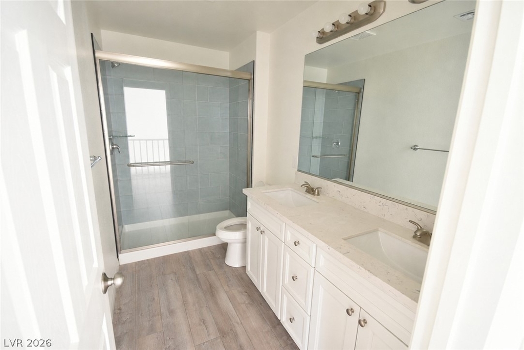 3041 Lake Como Avenue - Photo 19