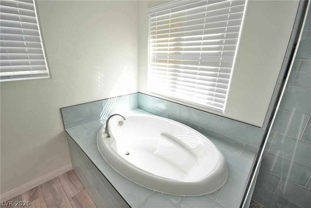 3041 Lake Como Avenue - Photo 28