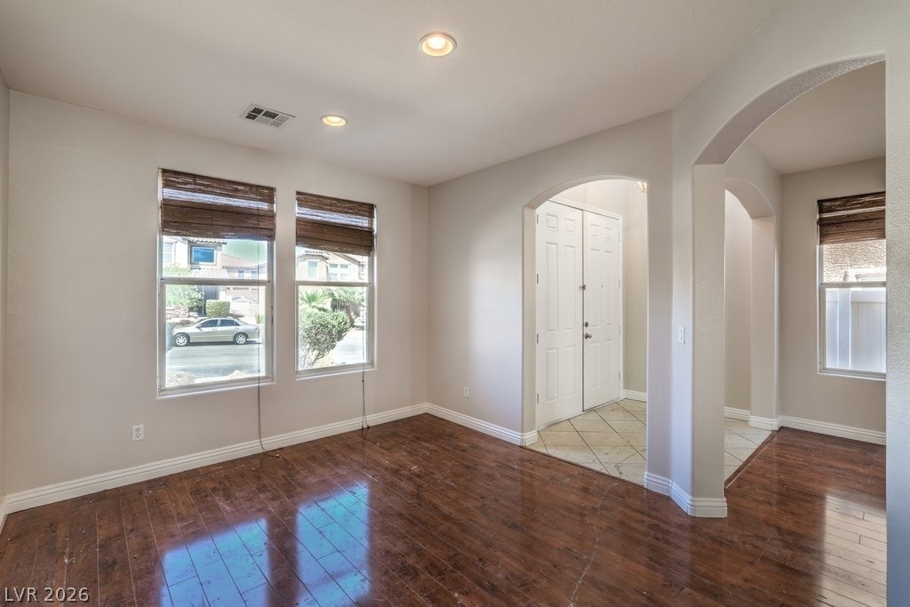 1213 Checkmark Avenue - Photo 4