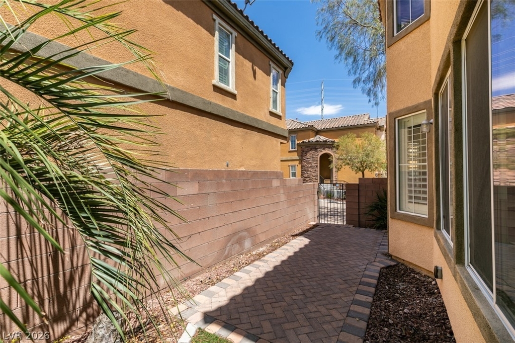 11230 Corsica Mist Avenue - Photo 50