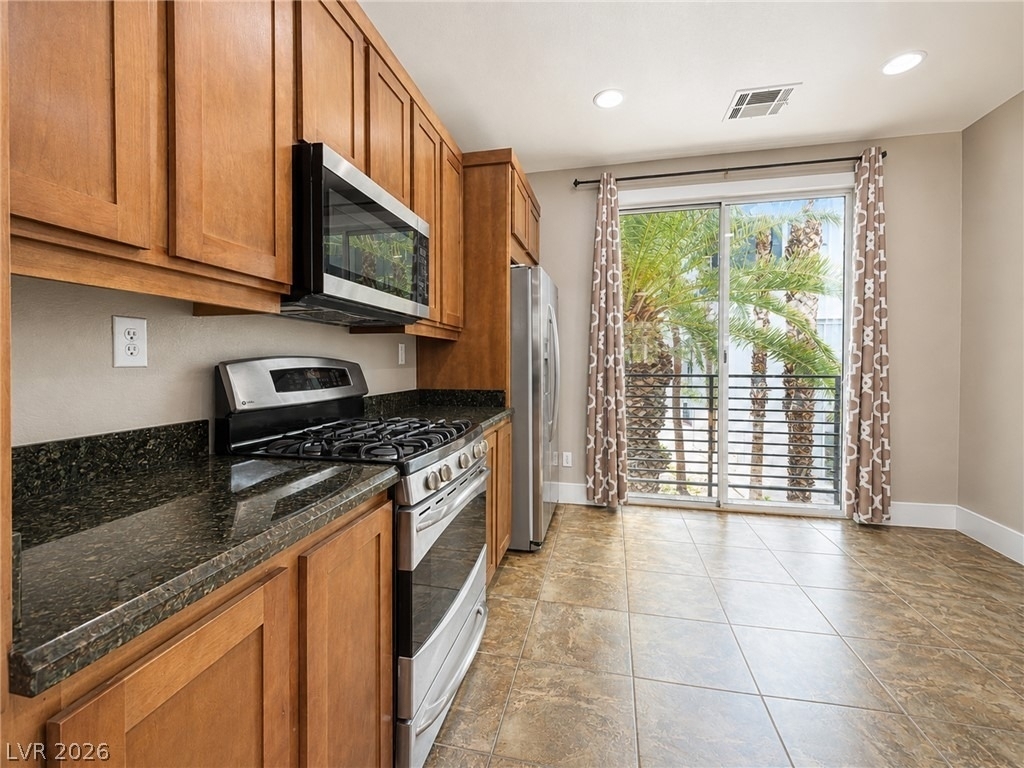 9050 W Tropicana Avenue - Photo 8