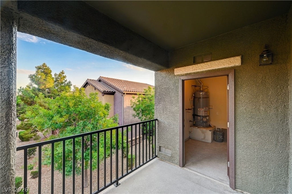 6868 Sky Pointe Drive - Photo 13