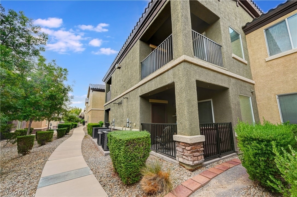 6868 Sky Pointe Drive - Photo 31