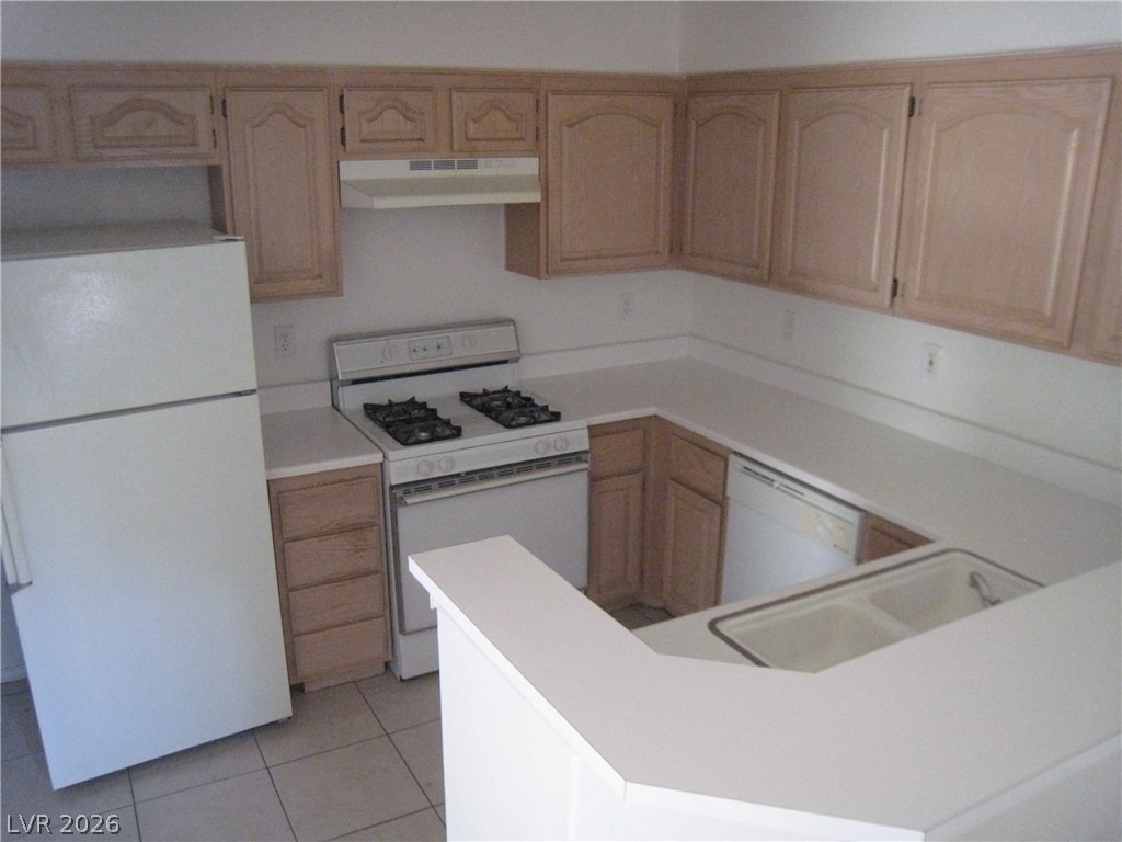 3320 S Fort Apache Road - Photo 6