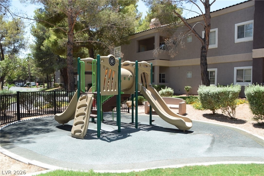 5250 S Rainbow Boulevard - Photo 32