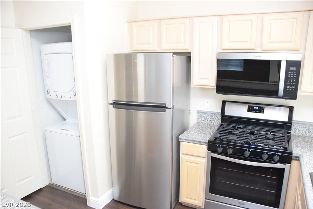 5250 S Rainbow Boulevard - Photo 13