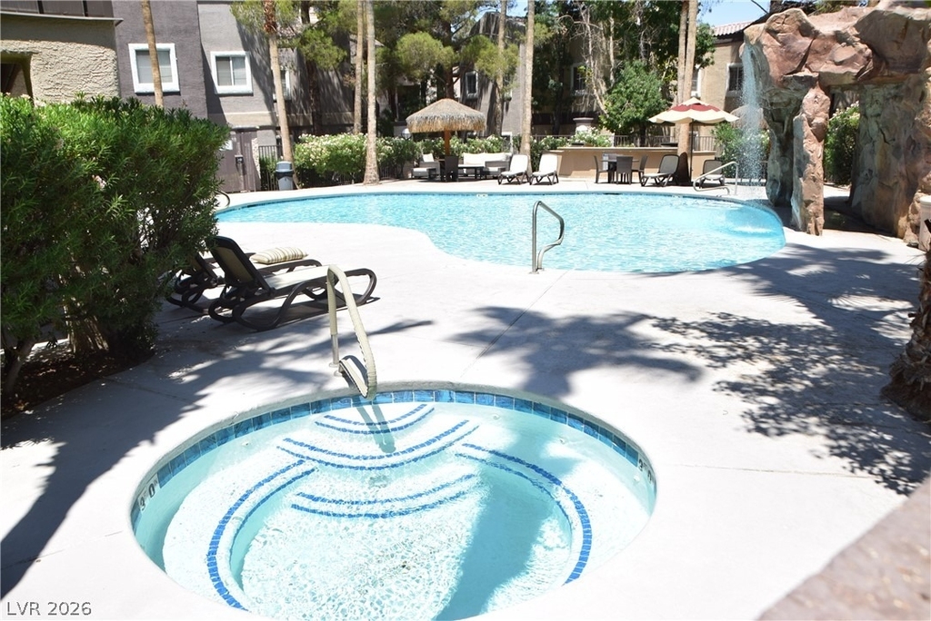 5250 S Rainbow Boulevard - Photo 35