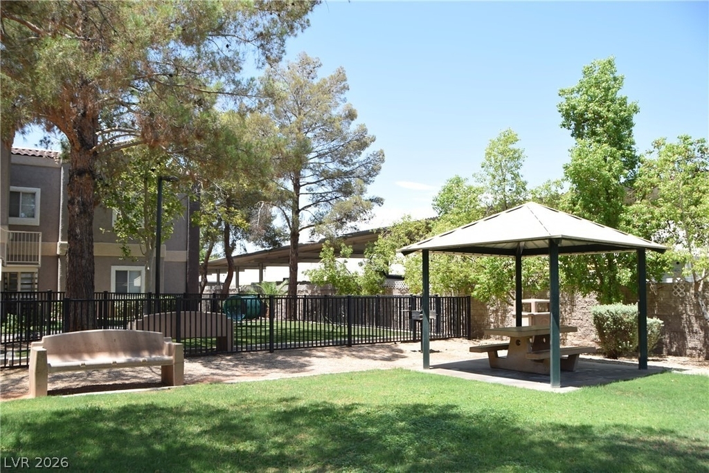5250 S Rainbow Boulevard - Photo 34