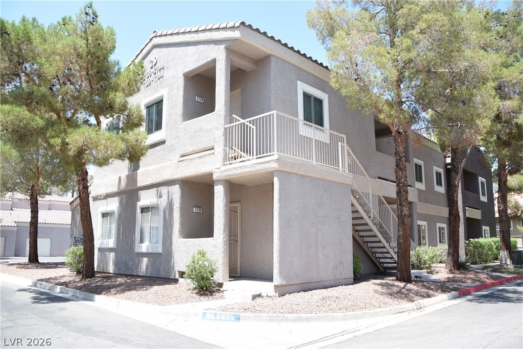 5250 S Rainbow Boulevard - Photo 0