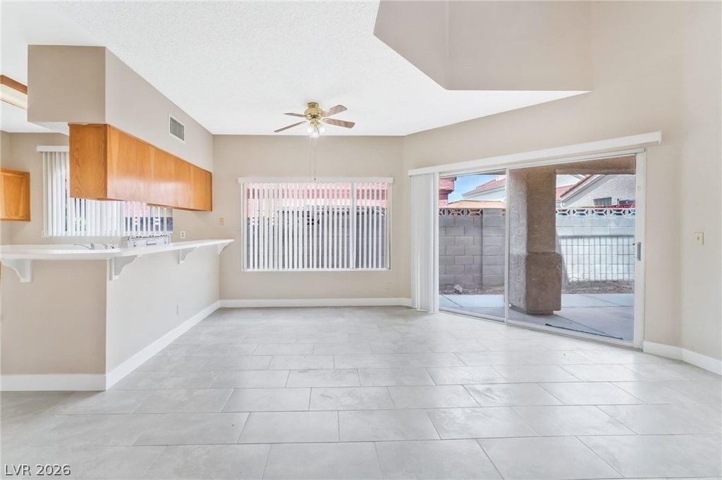 6536 Sterling Springs Parkway - Photo 6