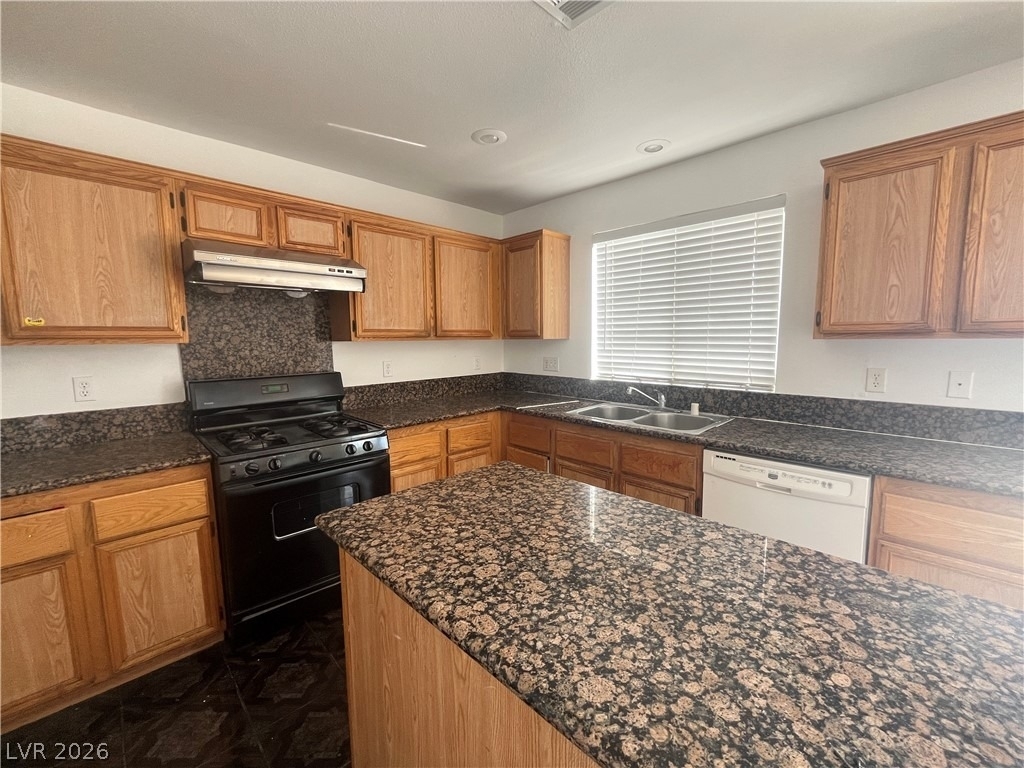 5574 Aleman Drive - Photo 4
