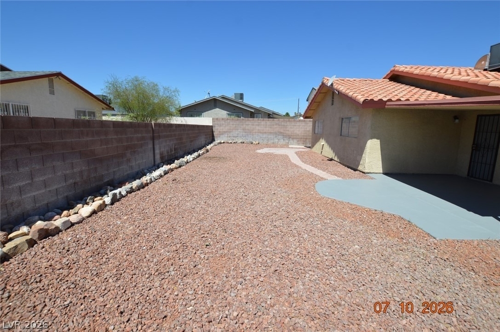 6845 Zamora Drive - Photo 12