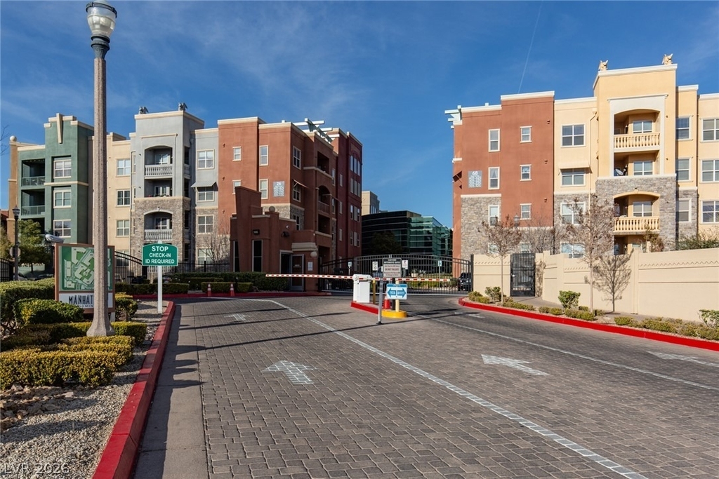 50 E Serene Avenue - Photo 1