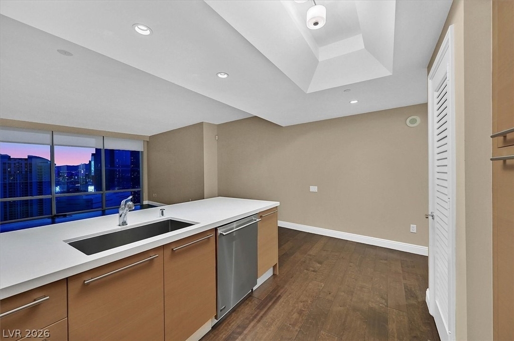 222 E Karen Avenue - Photo 9