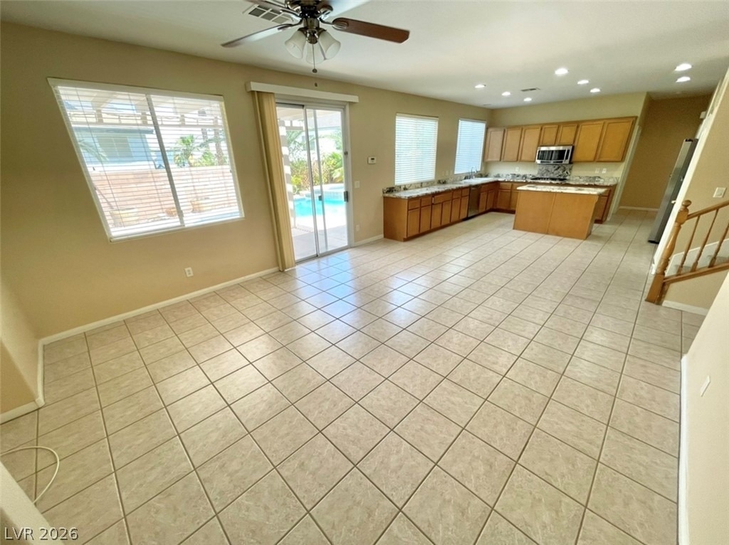 2722 La Porte Court - Photo 3