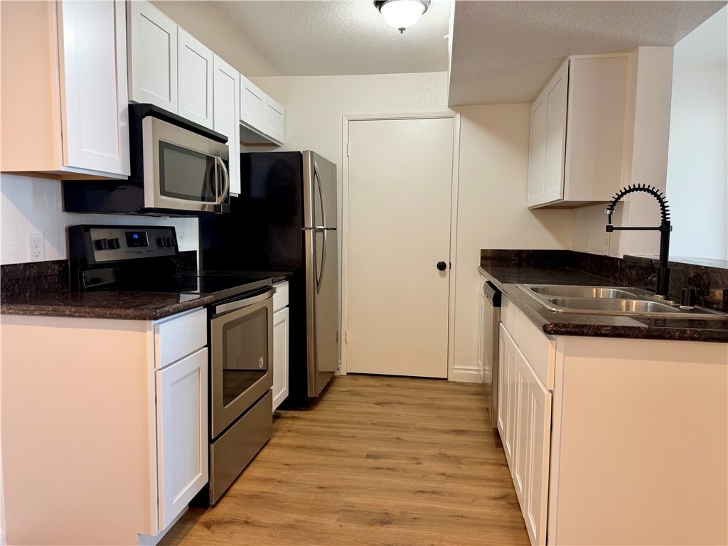 230 Mission Catalina Lane - Photo 3