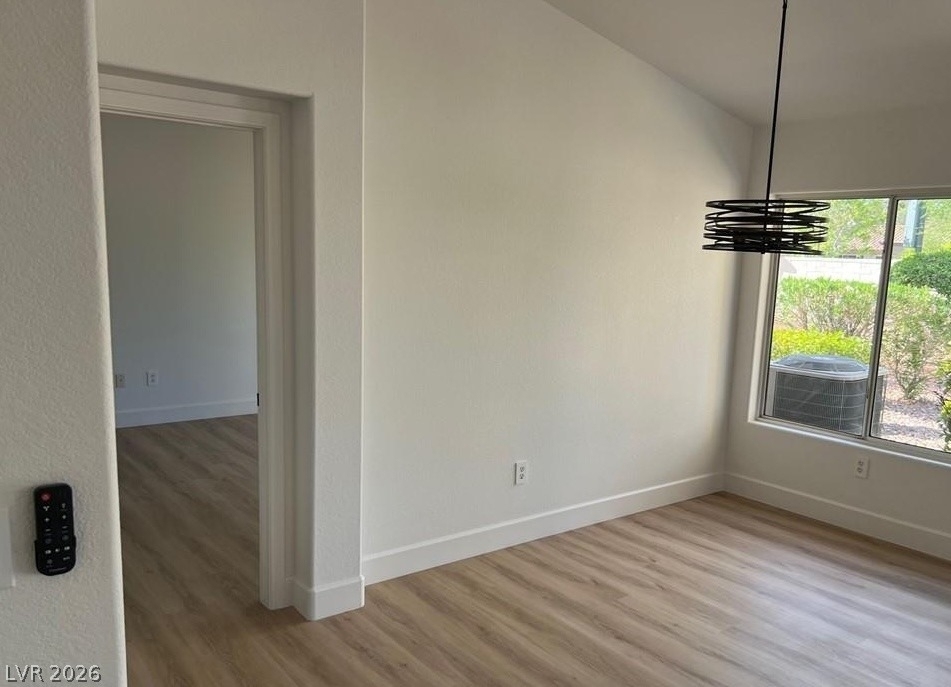 10012 Bundella Drive - Photo 4