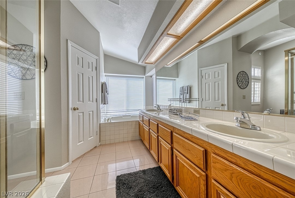 8421 Honeywood Circle - Photo 11