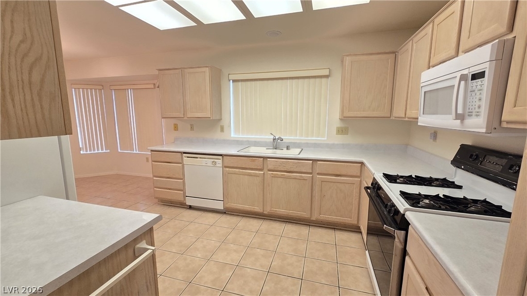 9328 Fresh Spring Drive - Photo 9