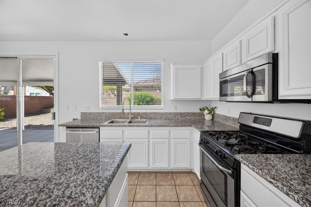 3799 Honey Ridge Court - Photo 18