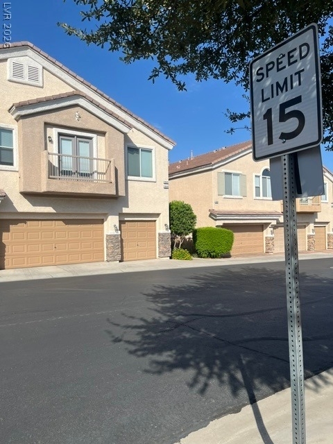 2511 April Breeze Lane - Photo 2