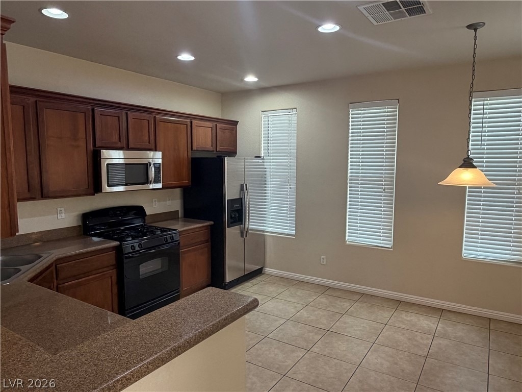 7213 Madarang Avenue - Photo 9