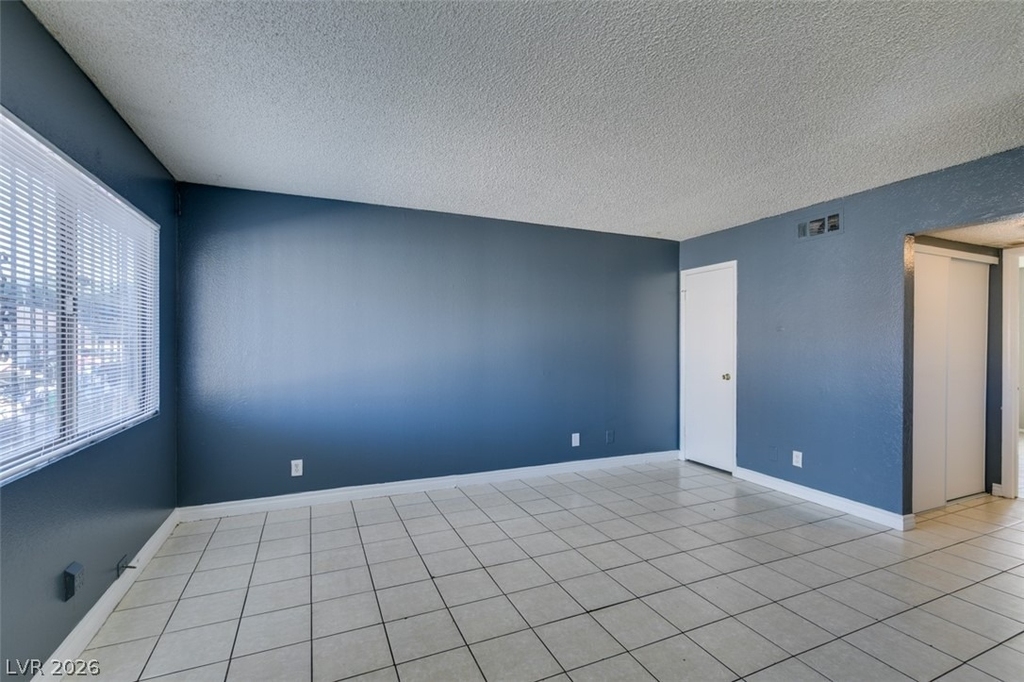 1641 N Lamont Street - Photo 6