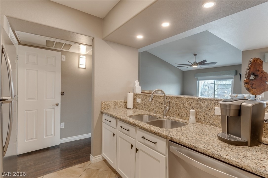 7255 W Sunset Road - Photo 10