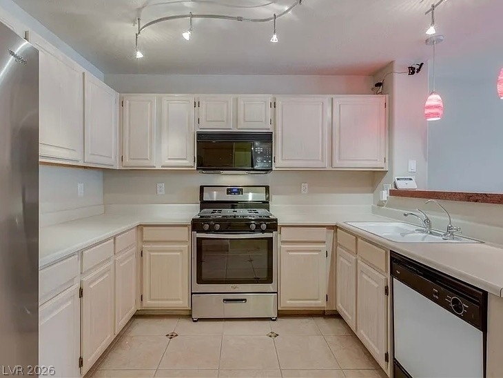 5125 W Reno Avenue - Photo 3