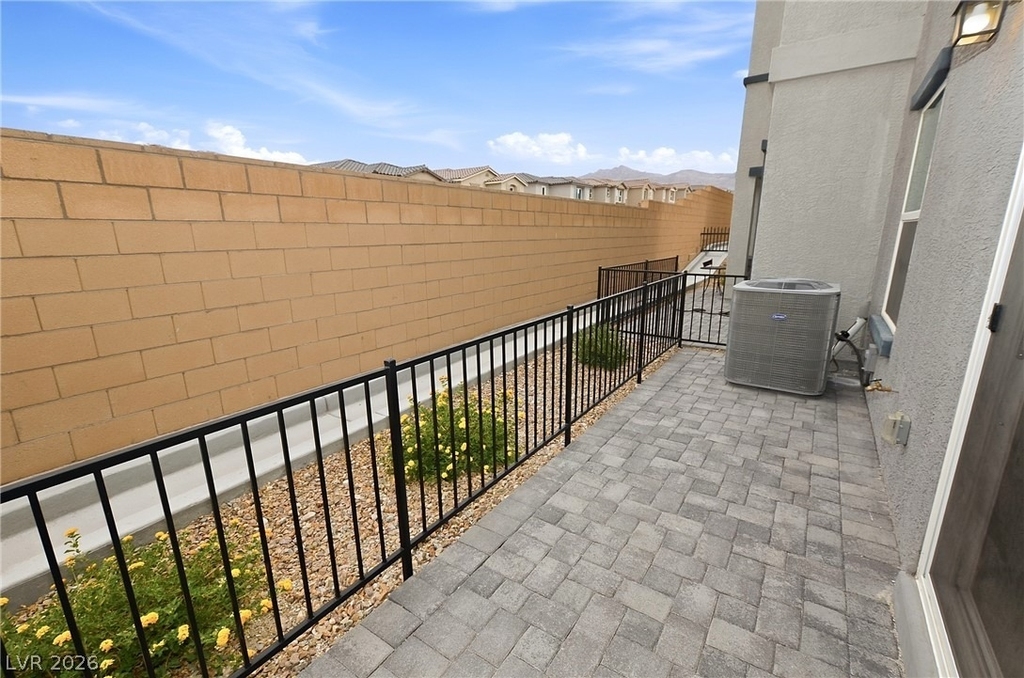 10923 Heatherford Avenue - Photo 13