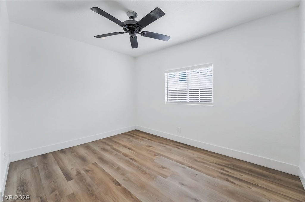 1610 E Ogden Avenue - Photo 27