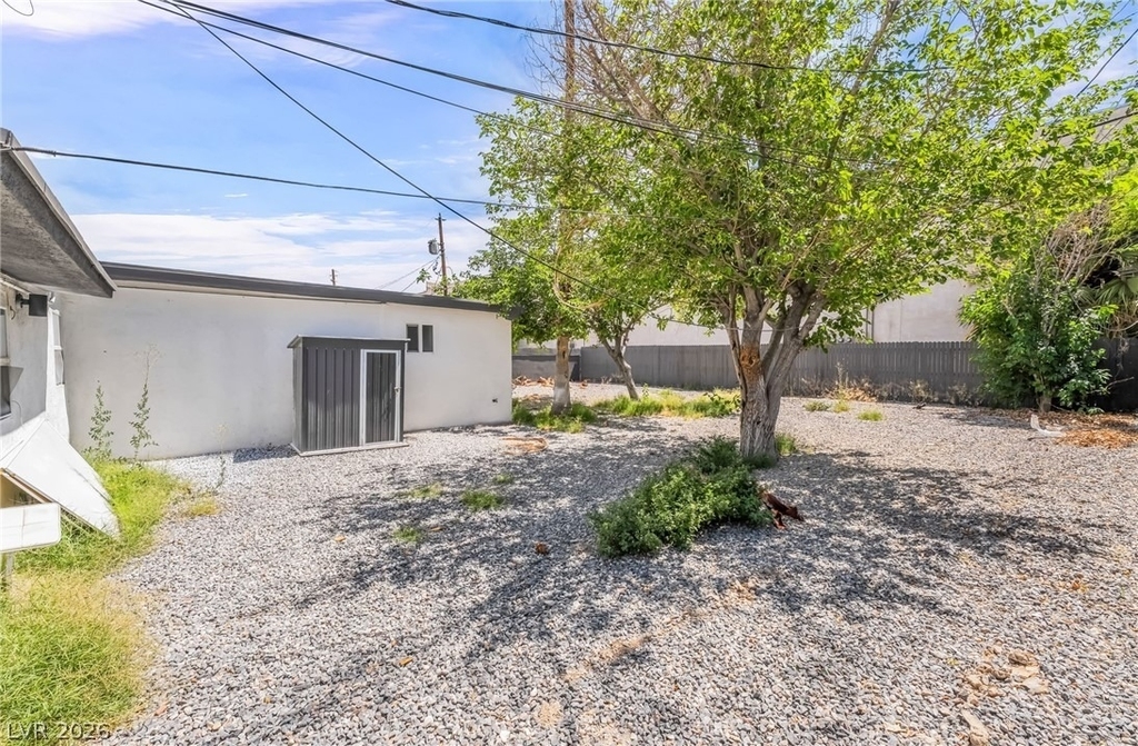 1610 E Ogden Avenue - Photo 32