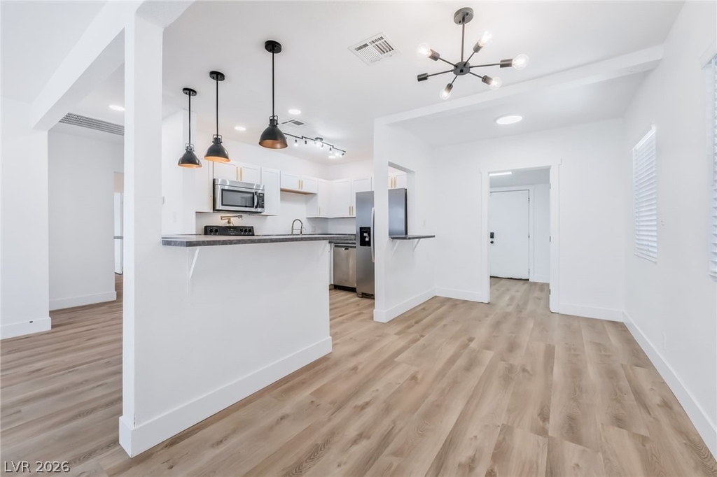 1610 E Ogden Avenue - Photo 4