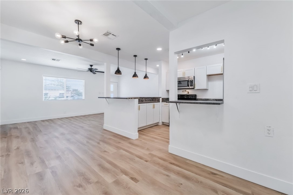 1610 E Ogden Avenue - Photo 7