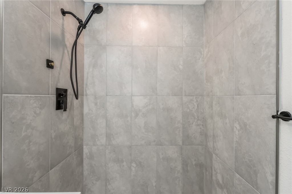 1610 E Ogden Avenue - Photo 29