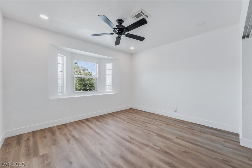 1610 E Ogden Avenue - Photo 14