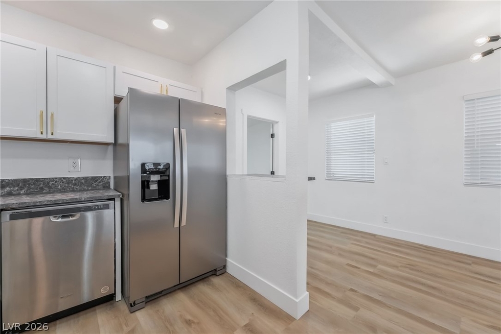1610 E Ogden Avenue - Photo 10
