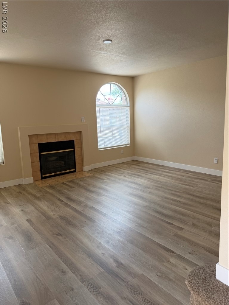 7621 Almeria Avenue - Photo 3