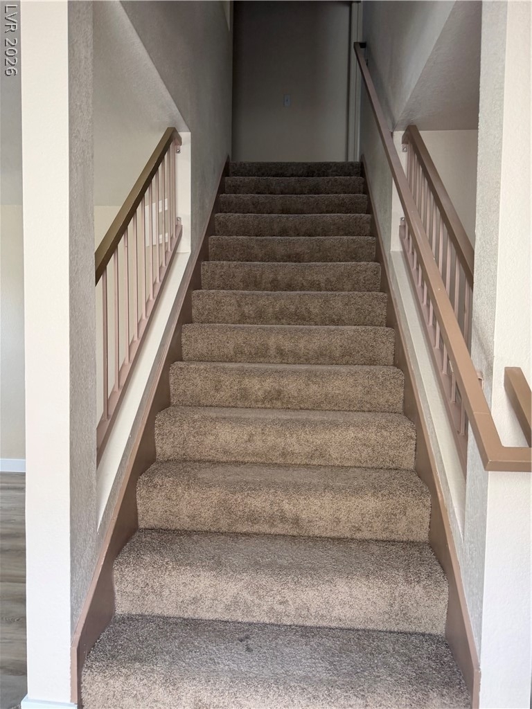 7621 Almeria Avenue - Photo 2