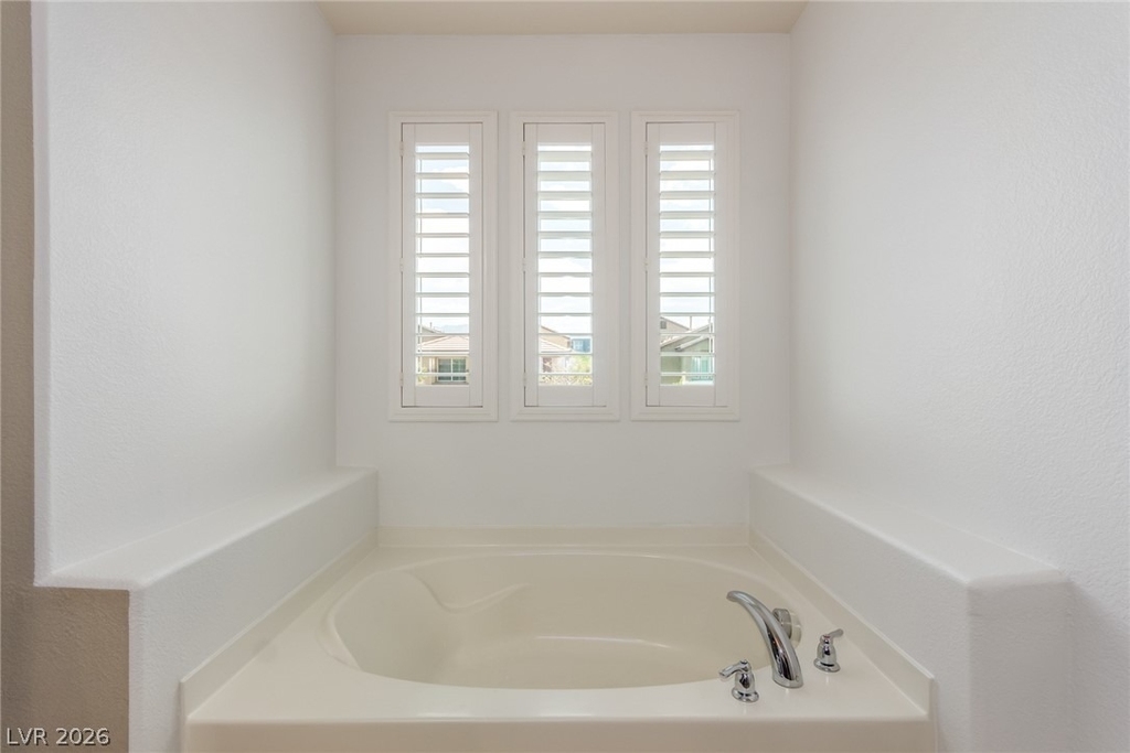 6644 Seahorse Reef Street - Photo 18